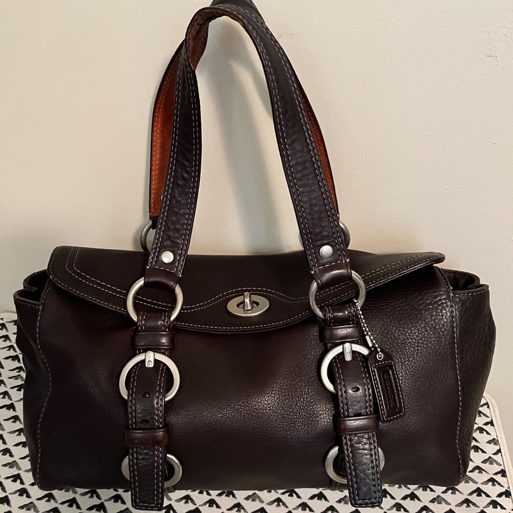Vintage Coach bag. Chocolate brown leather with lilac stitching and lining.